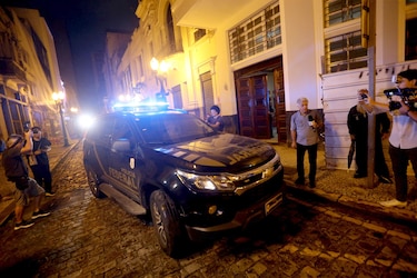 Robinho ingresa en prisión en Brasil para cumplir su condena por violación