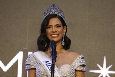 Dueña de Miss Universo informa que la familia de Sheynnis Palacios salió de Nicaragua