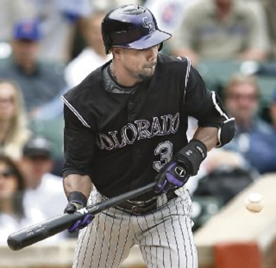 Atléticos sueltan a Willy Taveras