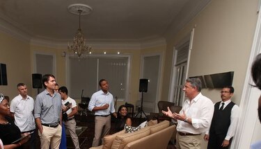 Un 'Kitchen take over', en la residencia del embajador de Estados Unidos