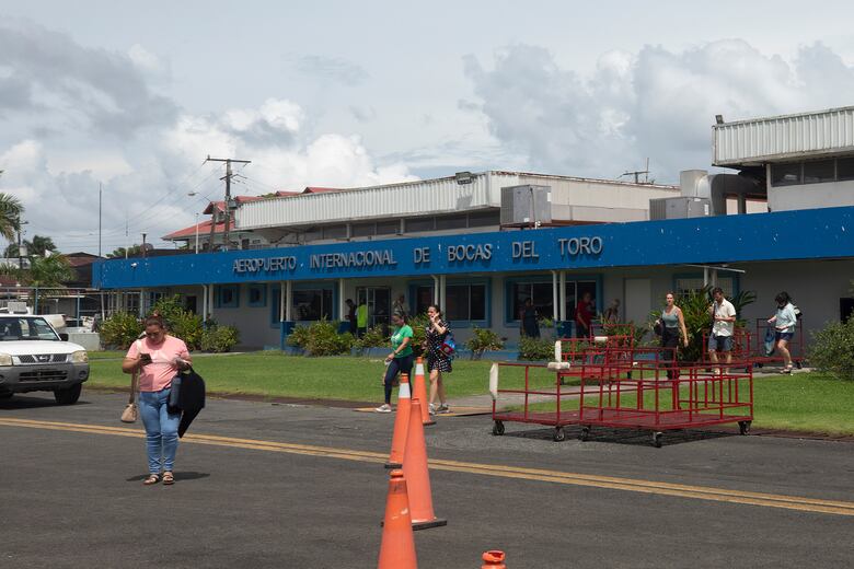 Inversión para mejorar aeropuerto de Isla Colón superaría los $25 millones  