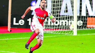 Colombia con Falcao y Chile con bajas