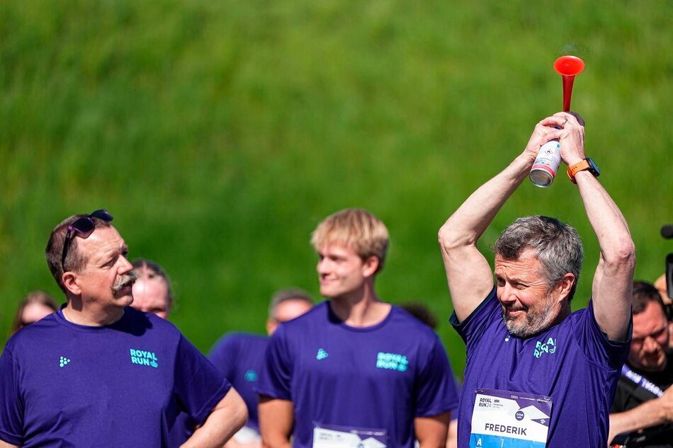 Federico X y Mary participan por primera vez como reyes de Dinamarca en la carrera real