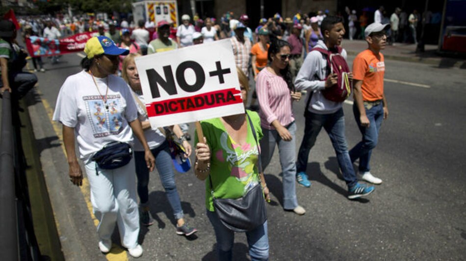 Venezolanos de nuevo en las calles para protestar contra Maduro