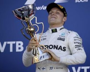 Bottas sorprende en Rusia y firma su primer triunfo