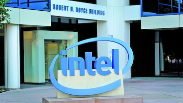 Toyota amplía alianza con Intel