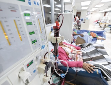 Virus acecha a pacientes de salas de hemodiálisis