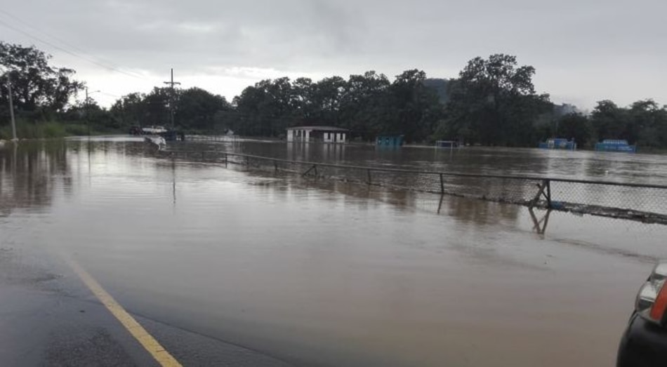 Desbordamiento del río Cascajal deja incomunicada la costa Arriba de Colón