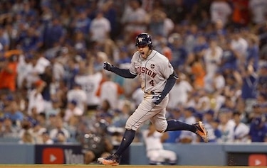 Los Astros vencen a los Dodgers 7x6 y empatan la Serie Mundial