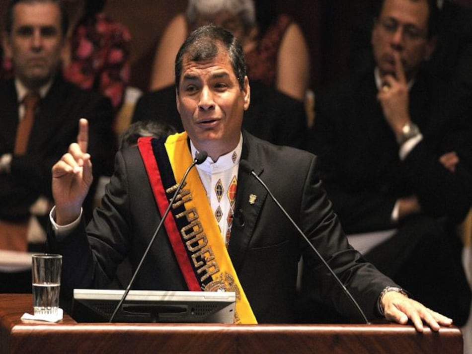 Expresidente acusa a Correa de criminalizar disidencia