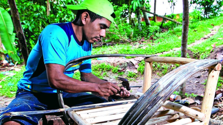 Arte, muebles y mimbre