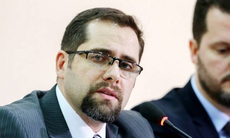 Crónicas de investigación estructurada