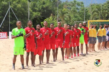 Panamá golea a Belice y avanza en el premundial de fútbol playa
