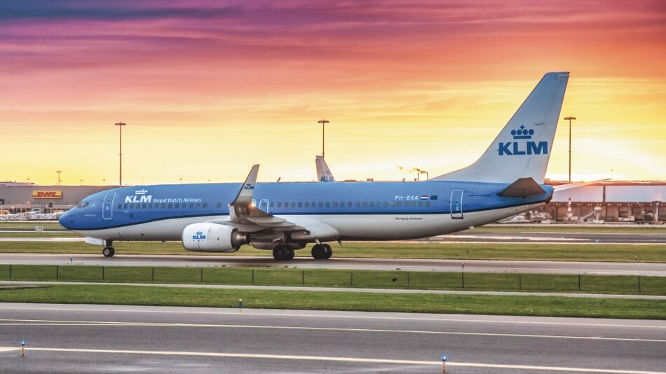 Aerolínea KLM suspende vuelos hacia Ucrania