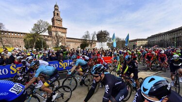 El polaco Michal Kwiatkowski gana la clásica Milán-San Remo