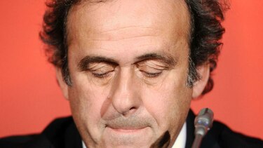 Platini pierde su batalla ante el TAS y dimite como presidente de UEFA