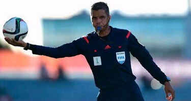 Panameño John Pittí, designado árbitro central para el partido Honduras-México