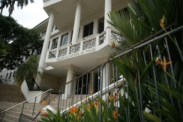 Presentan demanda contra la Ley 500 que elimina el examen de barra obligatorio