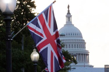 Madrugón y ginebra en Washington, para despedir a la reina