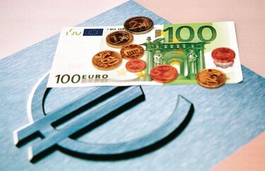 UE estima menor crecimiento por coronavirus