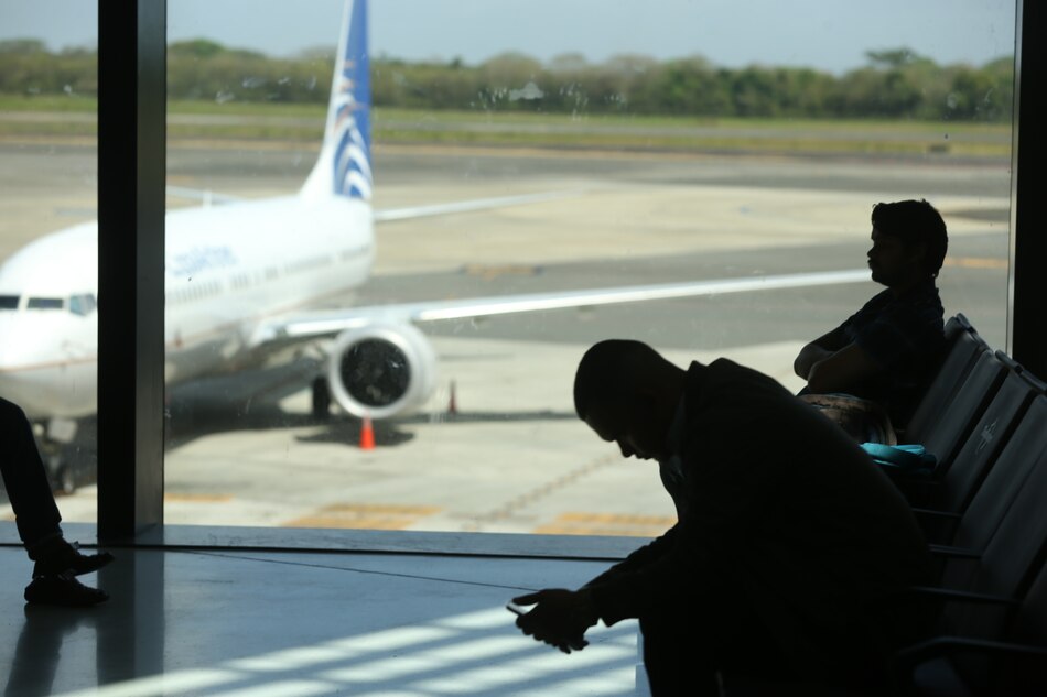 Retrasos de salidas y desvío de vuelos por fallas en centro de control aéreo panameño