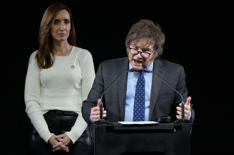 Quién es Victoria Villarruel, la vicepresidenta de Argentina enfrentada con Javier Milei (y a la que el presidente ni siquiera saluda)