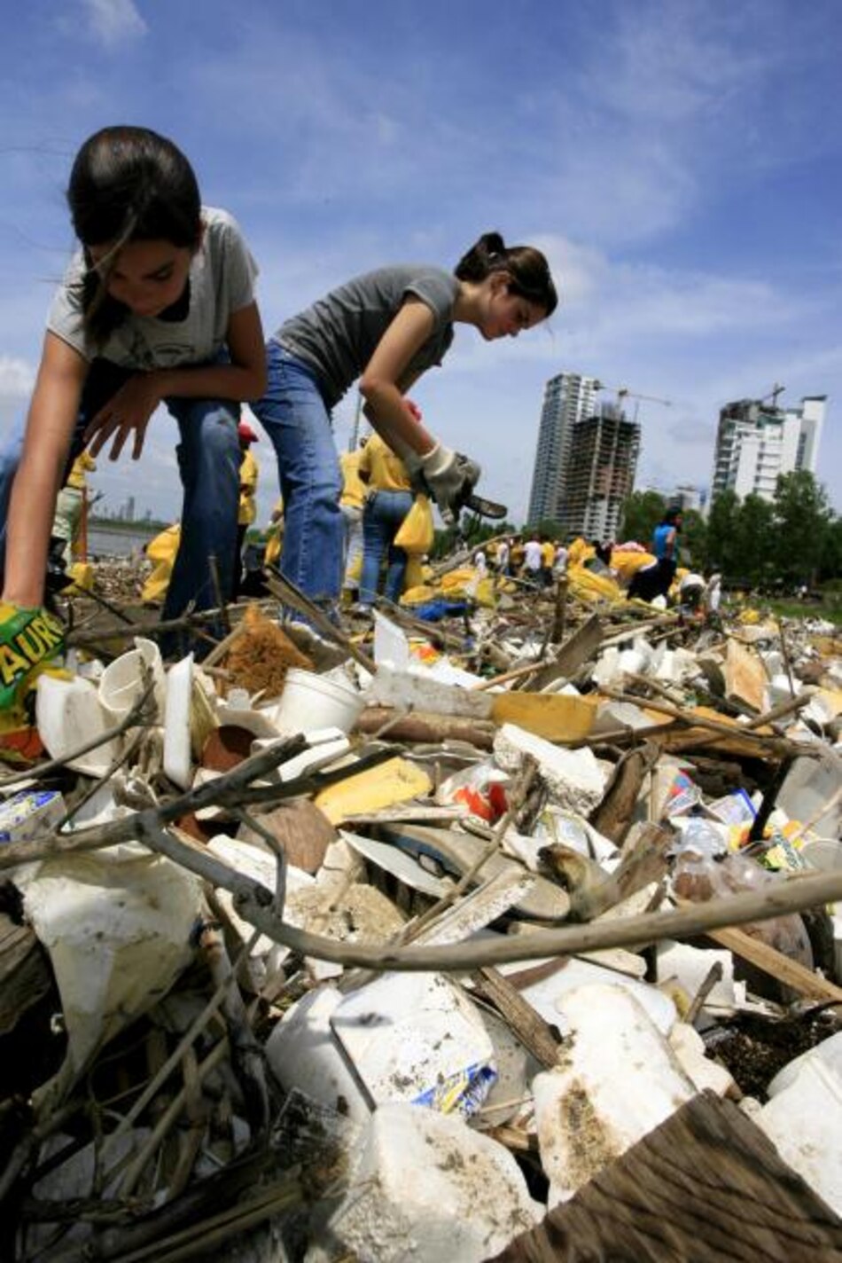 La limpieza de playas ya está en proceso de organización