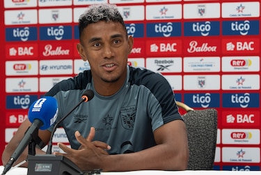 Luis Mejía y Aníbal Godoy evolucionan favorablemente y entrenan con Panamá
