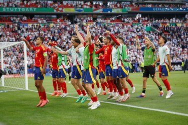 Mikel Merino mete a España en semifinales de la Eurocopa