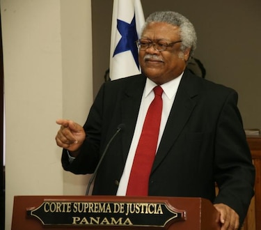Magistrado Mitchell ordena auditorías a despachos de sus colegas en la Corte Suprema