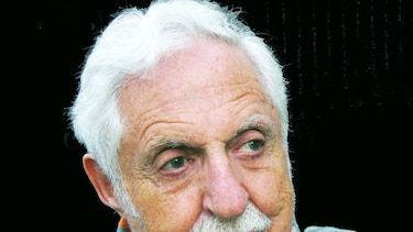 Muere científico creador de la píldora