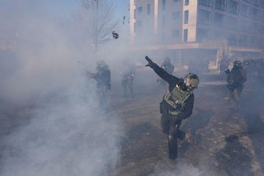 Un agente federal mata a tiros a una persona en medio de las protestas contra las redadas migratorias en Mineápolis