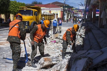 Aumentan a cuatro los muertos por sismo en frontera México-Guatemala