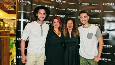 Apertura de Express en Altaplaza Mall