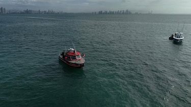 Rescatan cuerpo de persona que cayó al mar desde embarcación en Ocean Reef