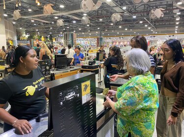 ¿Por qué en Venezuela predomina el dólar?