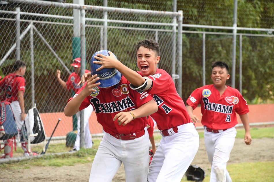 Panamá A está entre los cuatro grandes de la Serie Latinoamericana