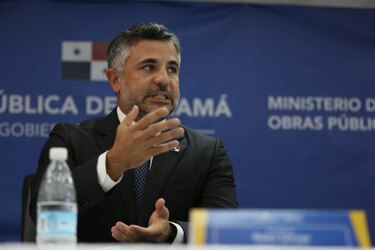 El ministro Rafael Sabonge reconoce que no tiene idoneidad, y la SPIA advierte de ‘infracciones penales’ a la ley