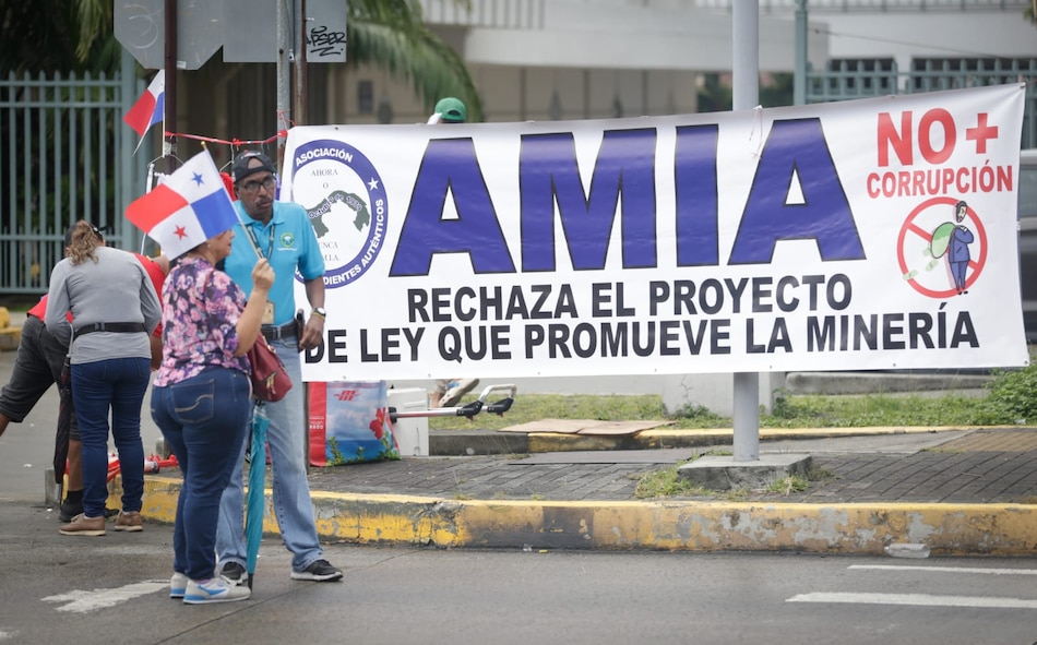 Calificación mínima de 2.5, una alternativa para la finalización del año escolar