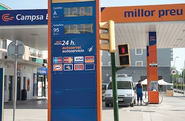 España subsidiará 22 centésimos por litro de diésel a camioneros