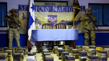 Decomisan 204 kilos de droga en costas de Tonosí