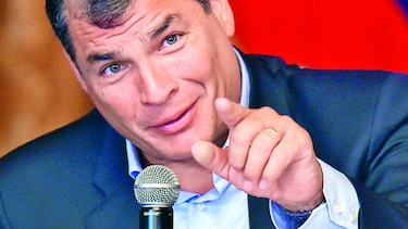 Correa pide insultar a dueños de diario