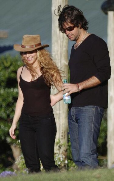 Abogado de Shakira dice que De la Rúa sí la tiene demandada