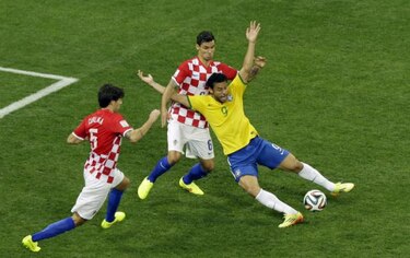 Fred sí considera que le cometieron penalti