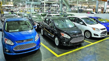 Aumentan inversión en carros eléctricos