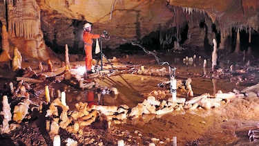 Anillos tallados por neandertales