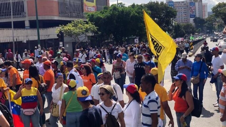 Opositores venezolanos inician movilizaciones contra Maduro