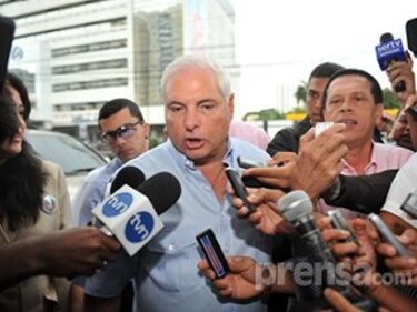 Martinelli anuncia que indultará a periodistas