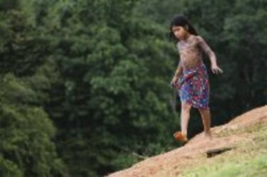 Un día de cascadas, cuevas y etnoturismo