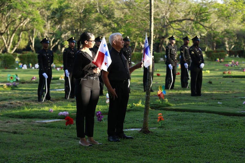 Panamá conmemora la invasión en medio de reclamos de familiares de las víctimas